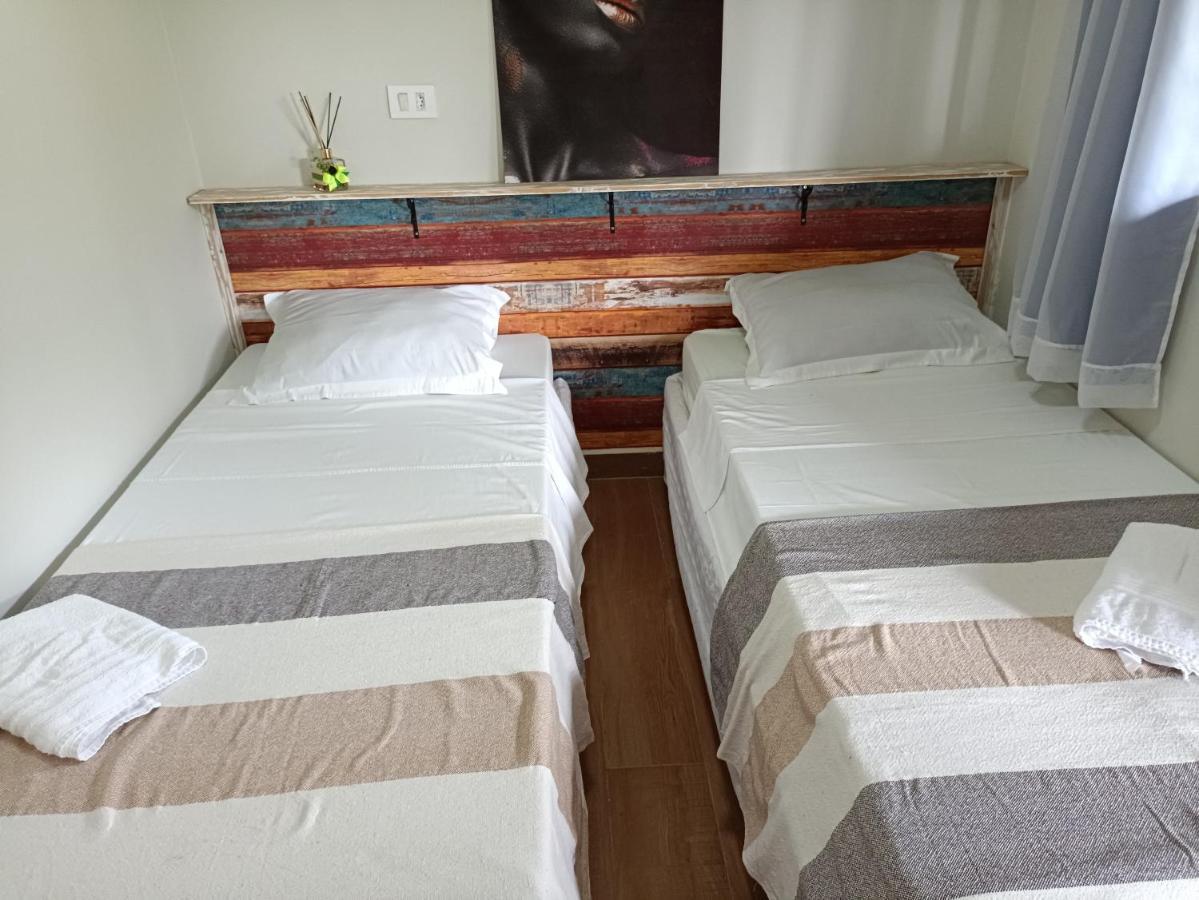 Alpha Hospedaria & Hostel ロンドリーナ エクステリア 写真